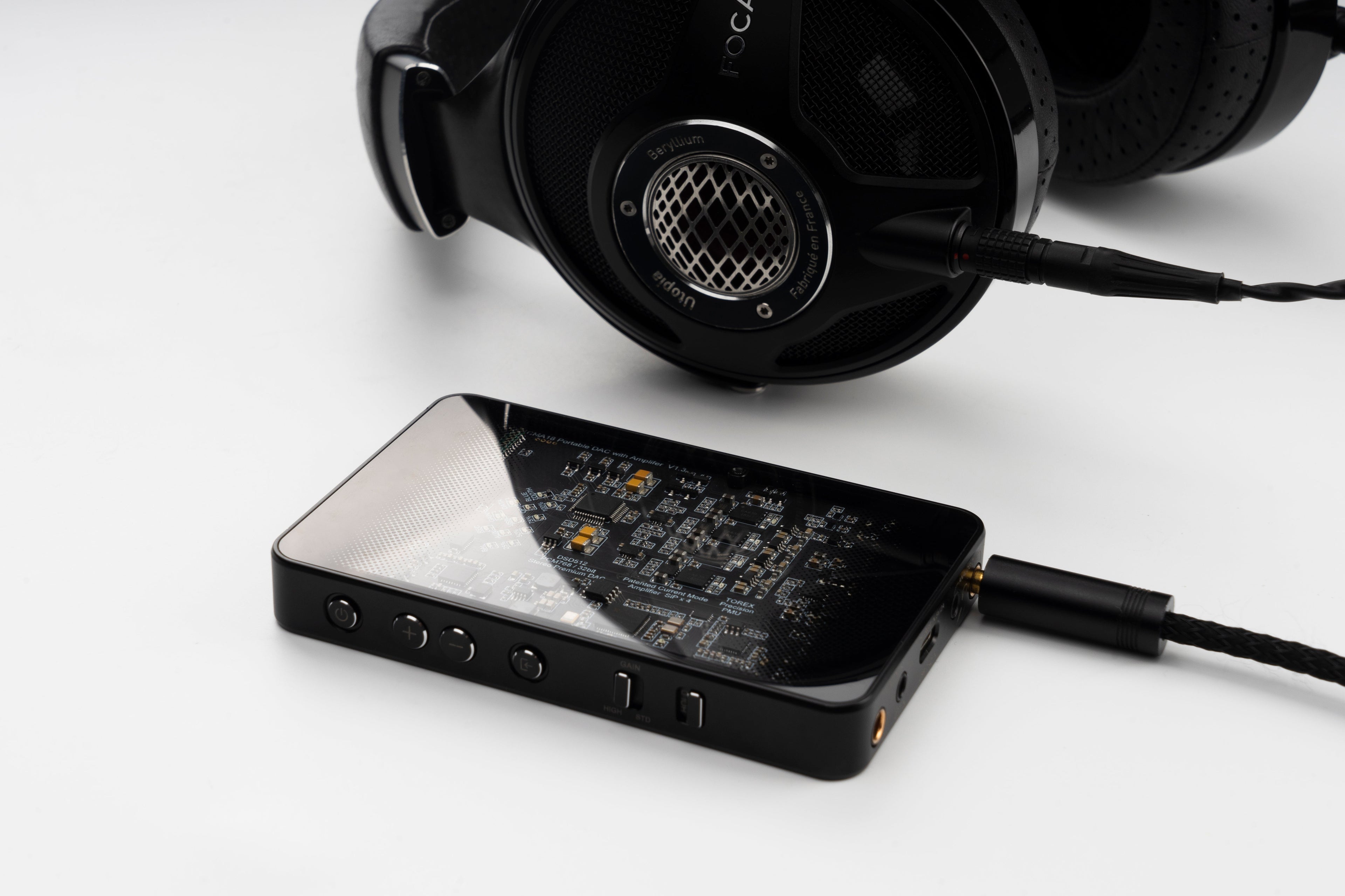 Questyle CMA18 Portable