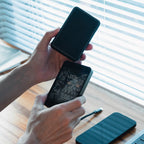 Questyle  CMA18 portable leather protective cover